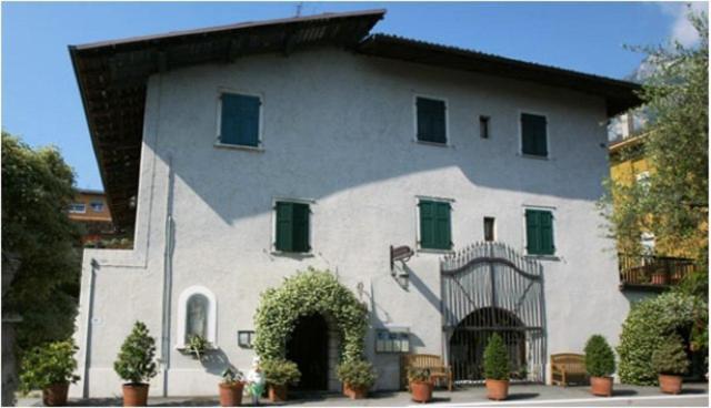 Locanda Restel De Fer Riva del Garda Esterno foto