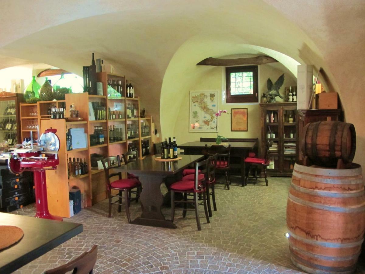 Locanda Restel De Fer Riva del Garda Esterno foto